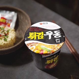 ภาพหน้าปกสินค้าnongshim tempura udon s-cup มาม่าเกาหลีเทมปุระอุด้งแบบถ้วย บะหมี่กึ่งสำเร็จรูปตจากเกาหลี 62g 농심 튀김우동 ที่เกี่ยวข้อง