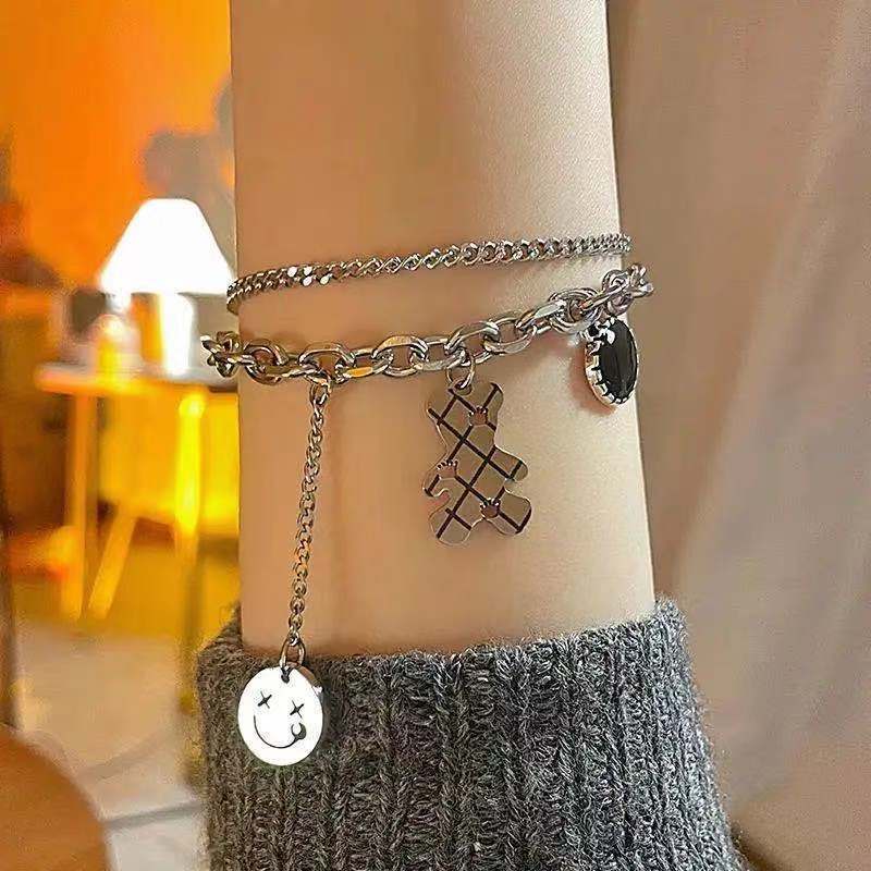เครื่องประดับ-สร้อยข้อมือ-จี้เหรียญ-รูปหมี-สีเงิน-แฟชั่นสําหรับผู้หญิง