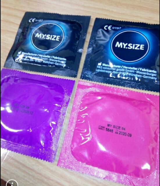ภาพสินค้าถุงยางสั่งพิเศษ Condom 58 60 64 65 และ 69 72 จากร้าน goldshop89 บน Shopee ภาพที่ 1