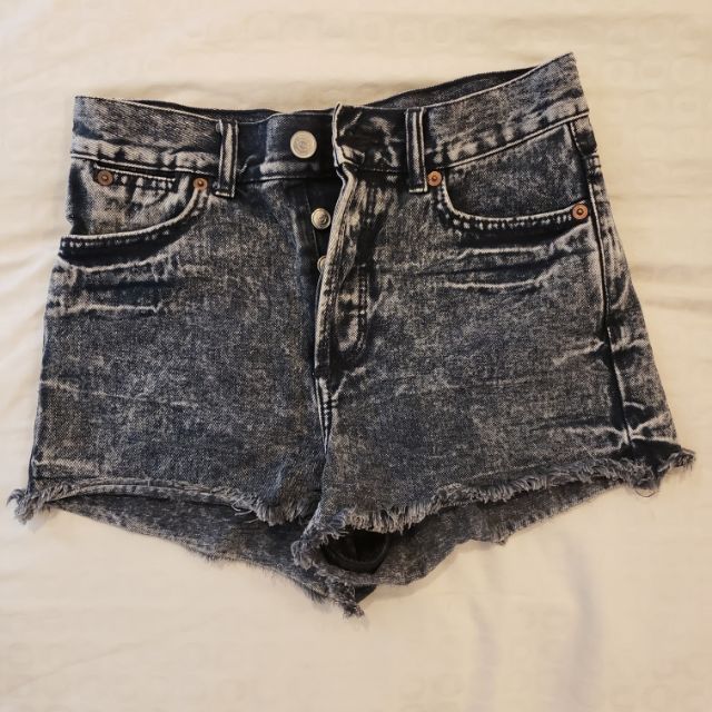 กางเกงยีนส์สั้น แท้ ไซส์ 34 เทียบเท่า Xs หรือ S Shopee Thailand