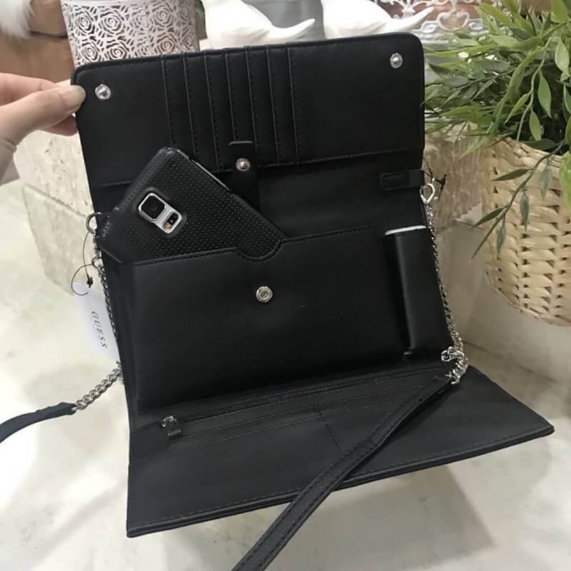 แท้-new-arrival-guess-factory-womens-long-wallet-with-chain-2018