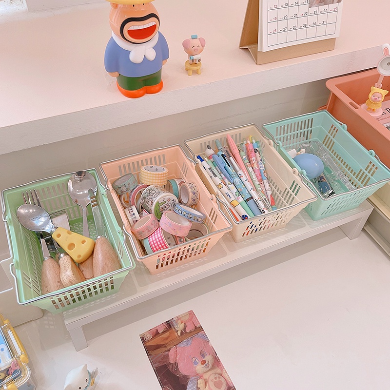 ภาพสินค้าตะกร้าชอปปิง แบบพลาสติก ขนาดเล็ก สไตล์ญี่ปุ่น สําหรับใส่ของจิปาถะและเครื่องเขียน สีมาการง จากร้าน potassium292.th บน Shopee ภาพที่ 3