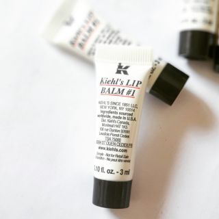 ลิป Kiehls  Lip Balm #1 กลิ่น Original ขนาดทดลอง 3 ml