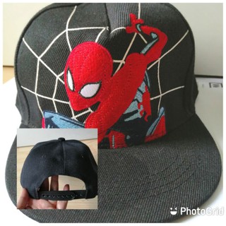 หมวกแก๊ป Spiderman สไปเดอร์แมน ด้านหลัง ปรับเพิ่มลดได้อีกประมาณ 1-2 นิ้วคะ ขนาดรอบหมวก 23นิ้ว