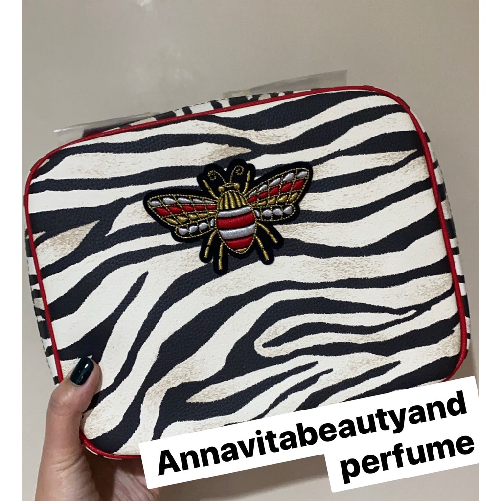 estee-lauder-zebra-pattern-bag-กระเป๋า-estee-ลายม้าลาย-เซต-4-ชิ้น-มีกระเป๋าลูกให้-3-ใบด้วยนะคะ