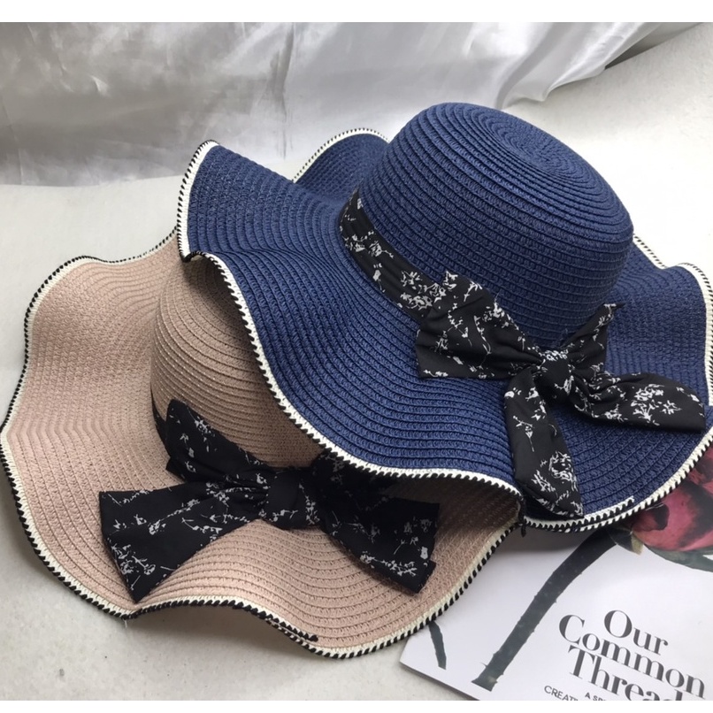 ภาพหน้าปกสินค้า( ลด 50% สูงสุด 100) หมวกสานปีกกว้าง กันแดดได้ดี คาดด้วยโบว์น่ารักๆ พร้อมส่งจากไทย C-029 จากร้าน fashionhat บน Shopee