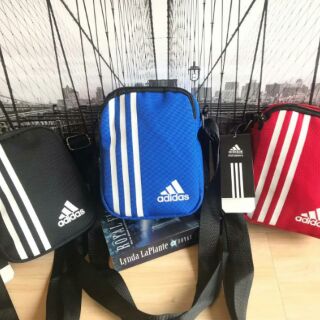 🐣Adidas mini crossbody bag🐣กระเป๋าสะพายข้างหรือคล้องไหล่ ขนาดมินิ สีดำ