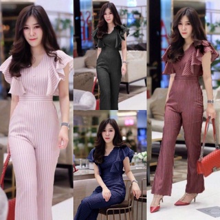 B9619 Jumpsuit จั้มสูทไหล่ระบายลายริ้ว Jumpsuit Striped off shoulder jumpsuit.