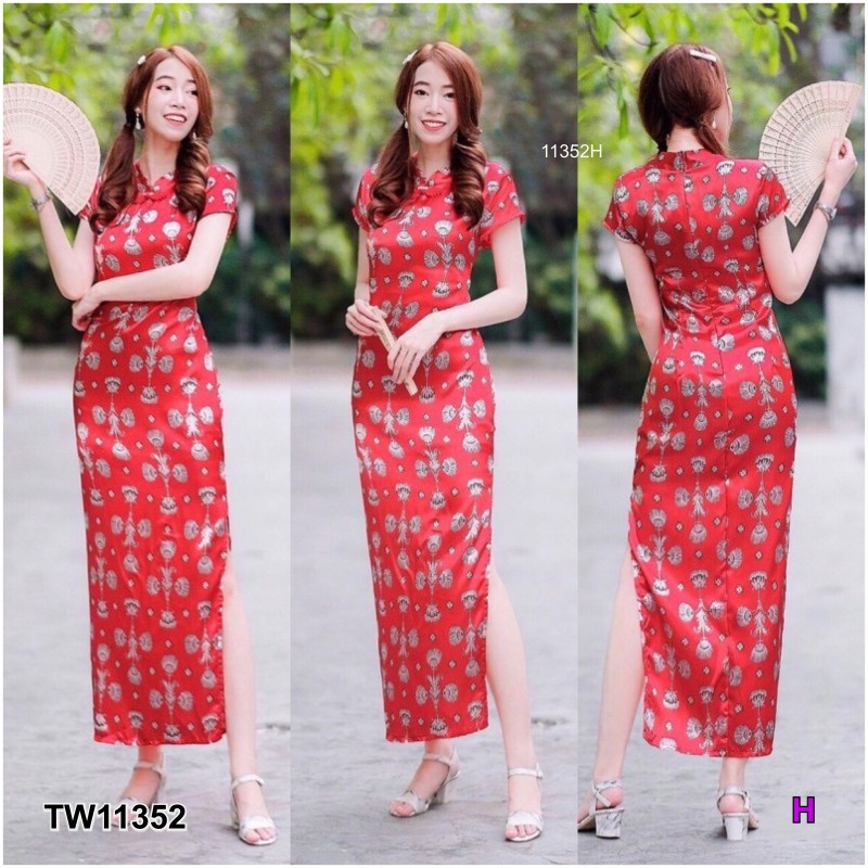 tw11352-เดรสกี่เพ้ายาวลายพัด-รายละเอียดสินค้า-maxi-dress-เดรสกี่เพ้ายาวลายขนนกแขนสั้น-ติดกระดุมจีน