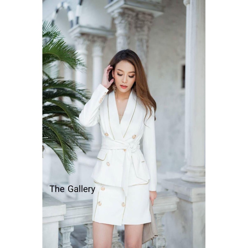 งานพรีเมี่ยม-ชุดเซตสูทขาวขอบทอง-สวยๆ-แบรนด์-the-gallery