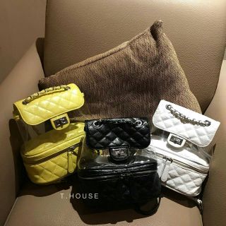 📌พร้อมส่งทุกสีไม่ต้องรอพรี
🎒🎒🎒🎒
ราคา890 บาท
•••New•••
CC bagpack2018