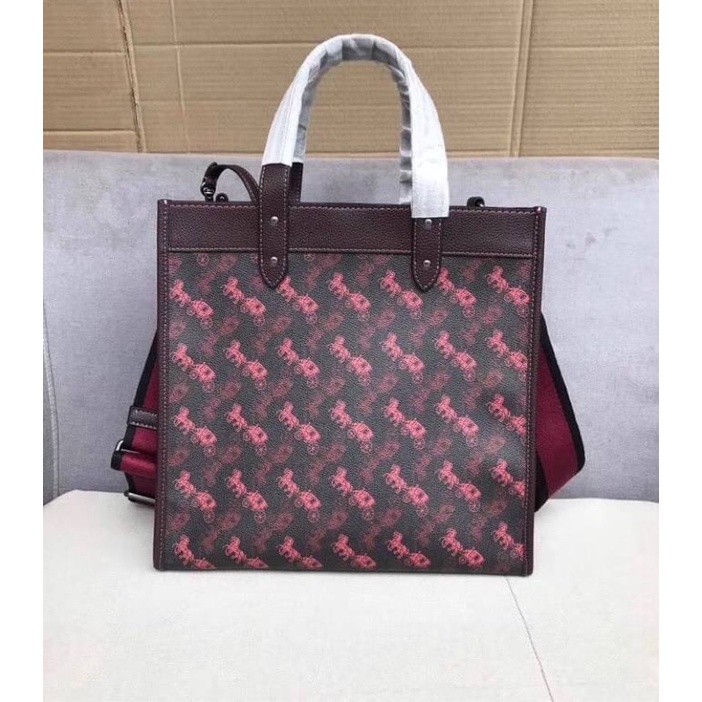 coach-field-tote-with-horse-and-carriage-print-and-unicorn