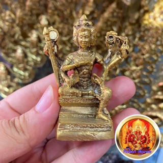 ราคาพระพรหม เนื้อทองเหลือง ฐานกว้าง3.1 cm สูง6.4 cm