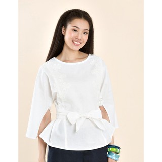 C&amp;D Linen Blouse เสื้อซีแอนด์ดี เสื้อไม่มีปก แขนยาว ผ้าลินินพรีเมี่ยม สีขาว (CQ3LWH)