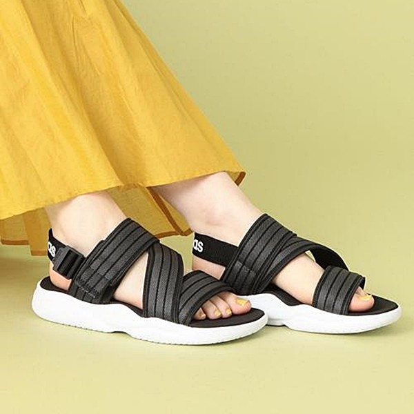 SOLD OUT] รองเท้าแตะรัดส้น adidas 90S Sandals สีดำ EG7647 ลิขสิทธิ์แท้  ป้ายช็อปไทย แตะ รัดส้น | Shopee Thailand