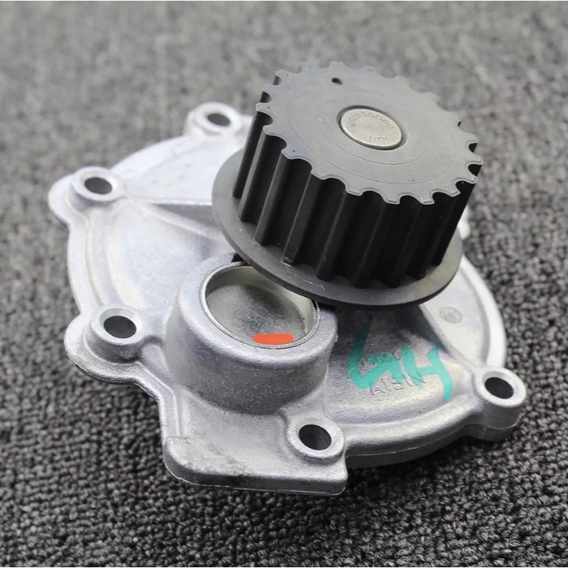 gf84-new-engine-water-pump-for-volvo-850-c30-c70-s80-v50-xc70-xc90-s60-s40-v70-v40-s70-30684432-30751700