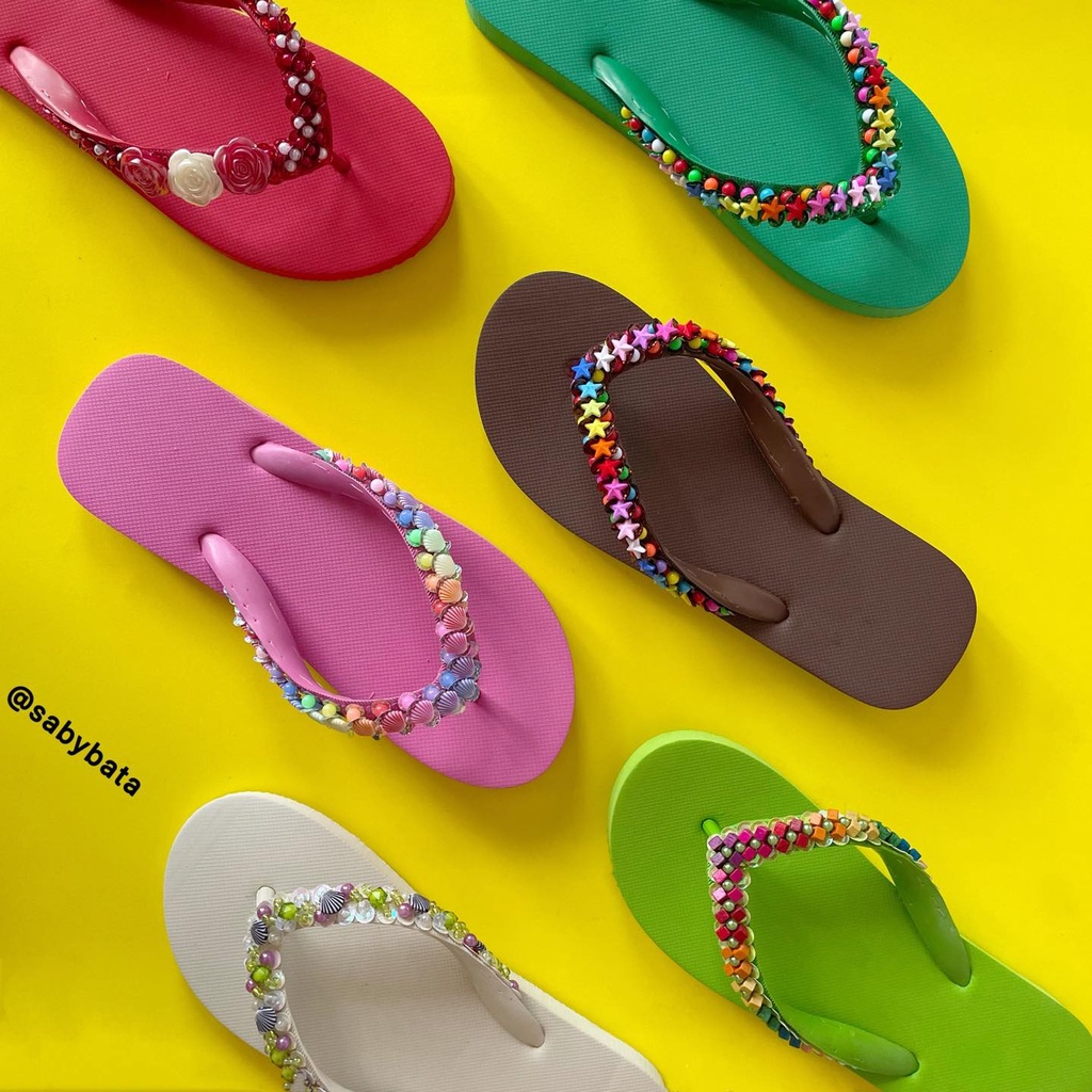 ภาพสินค้า️ 𝗝𝗼𝘆 ️ รองเท้าไซส์ใหญ่ 36 - 45 ️ รองเท้าแตะหนีบ ลูกปัด รองเท้าไปทะเล ️ แฮนเมด Bigsize จ่ายปลายทาง plussize beads จากร้าน sabybata บน Shopee ภาพที่ 1