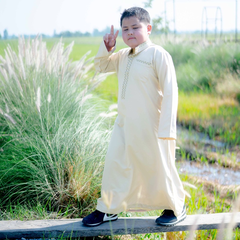 รูปภาพของชุดโต๊ปแขนยาวเด็กชาย BY95 ชุดเดรสเด็กชาย ชุดเดรสออกงาน ชุดมุสลิมชาย ชุดโต๊ปอิสลาม เสื้อผ้ามุสลิมลองเช็คราคา