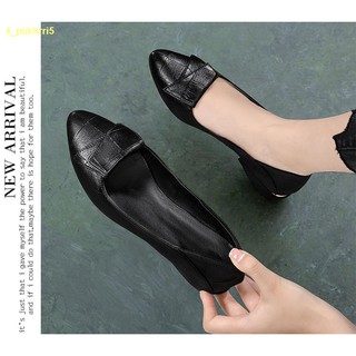 ⚡Spot⚡Flat sole รองเท้าผู้หญิง 2021 ใหม่ปากตื้นหนาส้น pointed toe ผู้หญิงรองเท้าหนังนุ่ม sole all-match รองเท้าหนังรองเท
