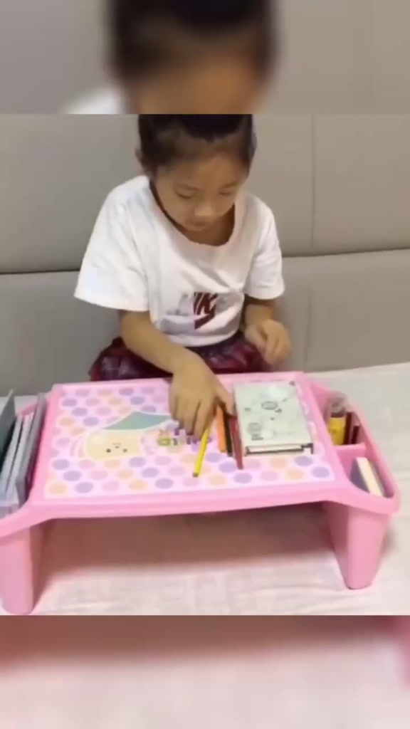 โต๊ะอ่านหนังสือเด็ก-เด็กอนุบาล-เก็บของ-เด็กญี่ปุ่น-หนังสือสําหรับเด็ก-j127