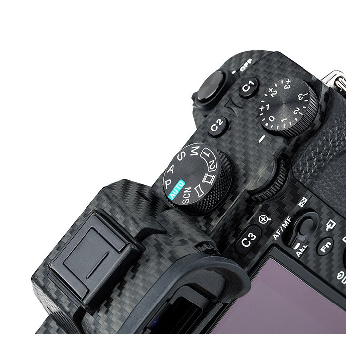 ภาพหน้าปกสินค้าJJC Cabon fiber film กันรอยบอดี้กล้อง Sony A7II (3M) จากร้าน vissarudwamphukhom บน Shopee