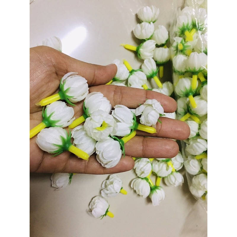 ดอกมะลิแย้มสีขาว-ดอกมะลิตูมสีขาว-ดอกมะลิ50ดอก39บาท