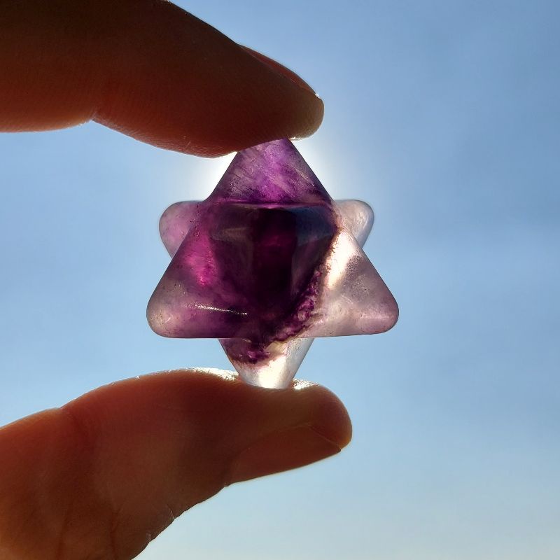 ฟลูออไรท์-ทรงเมอร์คาบา-merkaba-fluorite