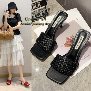 รองเท้าแตะส้นสูง  blogger หน้าสาน TX163  สูง 2.5 นิ้ว พื้นสีน้ำตาล มีกันลื่น(ปุ่มกันลื่น)