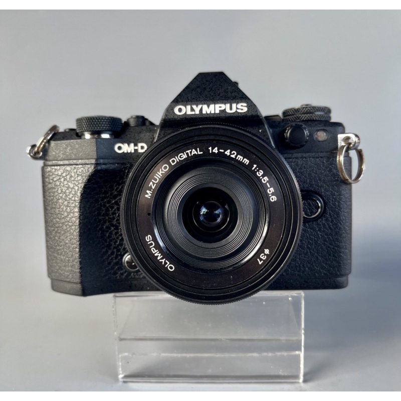 ขายกล้อง olympus omd em5 mark ii Lens Kit 1232 ใช้น้อย ขัดเตอร์ 12637
