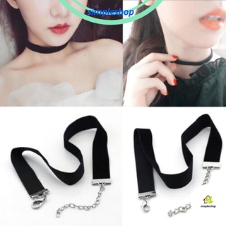 ภาพหน้าปกสินค้า❀SIMPLE❀ Women Fashion Necklace Retro Black Ribbon Velvet Choker Elegant Classic Vintage Adjustable Statement Jewelry Gothic ที่เกี่ยวข้อง