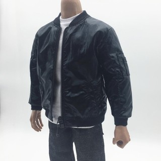 เสื้อแจ็คเก็ตหนังแขนยาว 1 / 6 Scale สีดำ