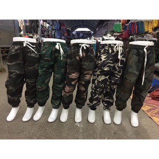 ภาพขนาดย่อของภาพหน้าปกสินค้ากางเกง jogger เด็กลายทหาร กางเกงทหารขาจั๊ม สุดเท่ห์ 100 จากร้าน parnutcha บน Shopee