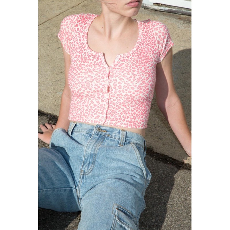 ZELLY TOP New with tag (พร้อมส่ง) Brand Brandy Melville Sale 910 THB