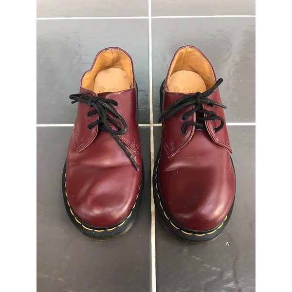 dr-martens-รองเท้ามือสองสภาพดี