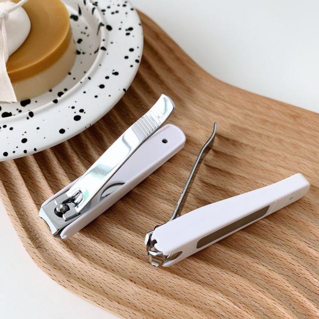 uyiku-nail-clippers-กรรไกรตัดเล็บญี่ปุ่น-ช่วยตกแต่งเล็บให้สวยงาม-ทำจากสแตนเลส-คมมาก-ตัดได้ง่ายดาย-โค้งมน-จับกระชับมือ