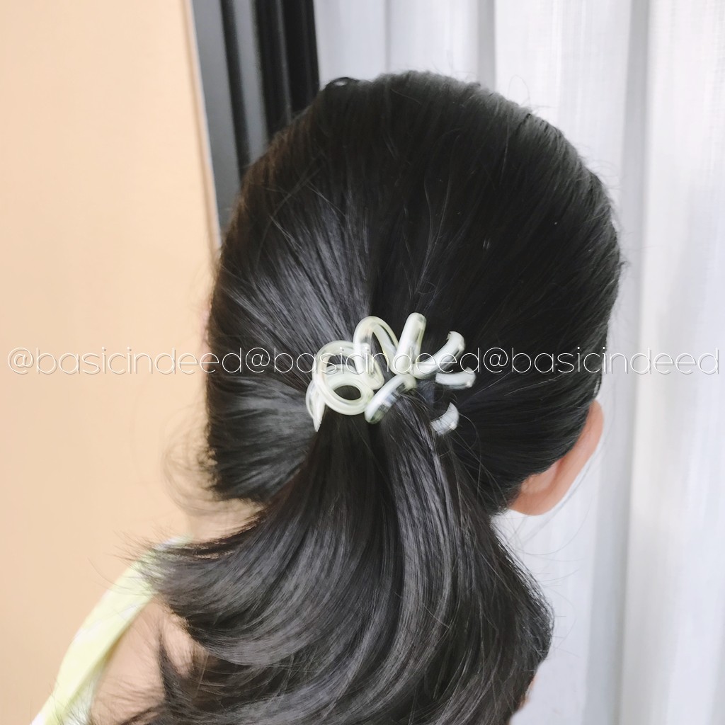 basic-indeed-1-เส้น-ยางรัดผมเกลียวสีหวาน-แบบใสครึ่งเส้น-ขนาดจัมโบ้