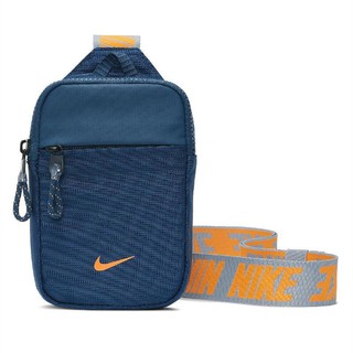 ภาพหน้าปกสินค้า🔥 โค้ดลด 30% : INCDEC30 🔥 Nike Fashion Waist Bag Nike กระเป๋าแฟชั่น กระเป๋าสะพายข้าง กระเป๋าคาดอก ที่เกี่ยวข้อง