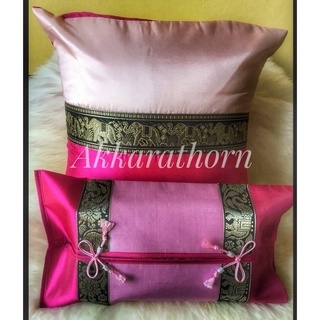 ชุดปลอกใส่กล่องกระดาษทิชชู่และปลอกหมอนสไตล์ลายไทย สีชมพู (Thai Twin Set of Tissue box and Pillow Cover)