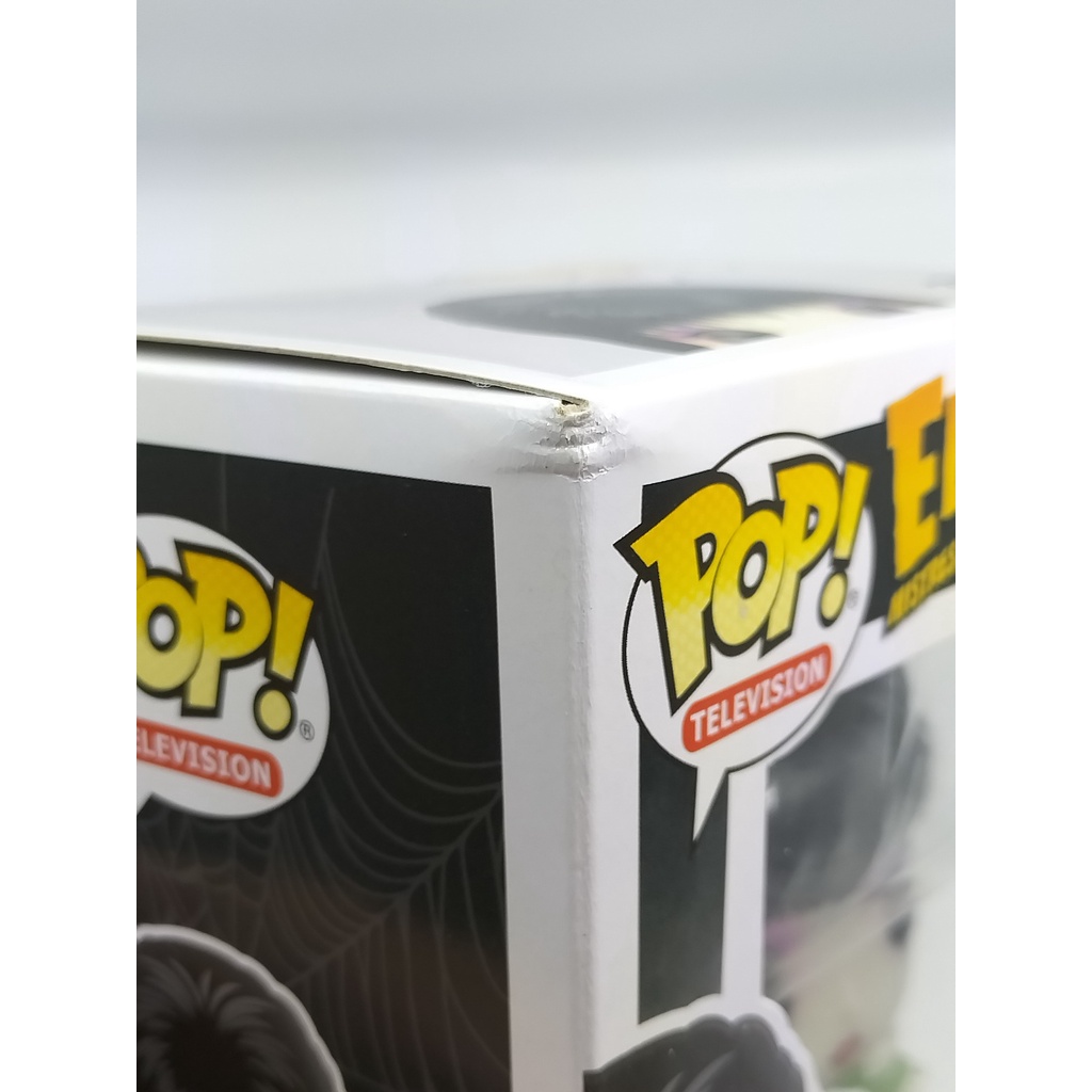 funko-pop-elvira-elvira-mummy-chase-542-กล่องมีตำหนินิดหน่อย