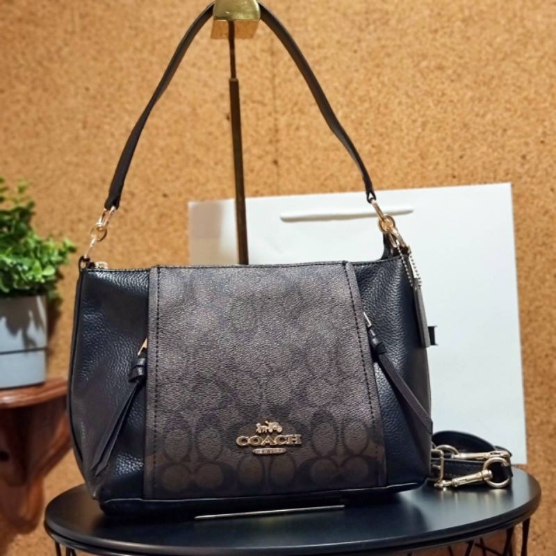 COACH F1600 SMALL MARLON SHOULDER BAG IN SIGNATURE CANVAS Shopee Thailand