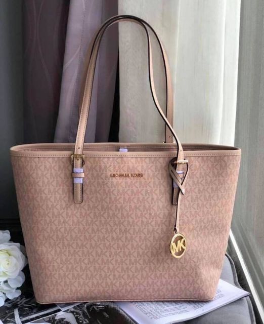 michael-kors-medium-carryall-tote