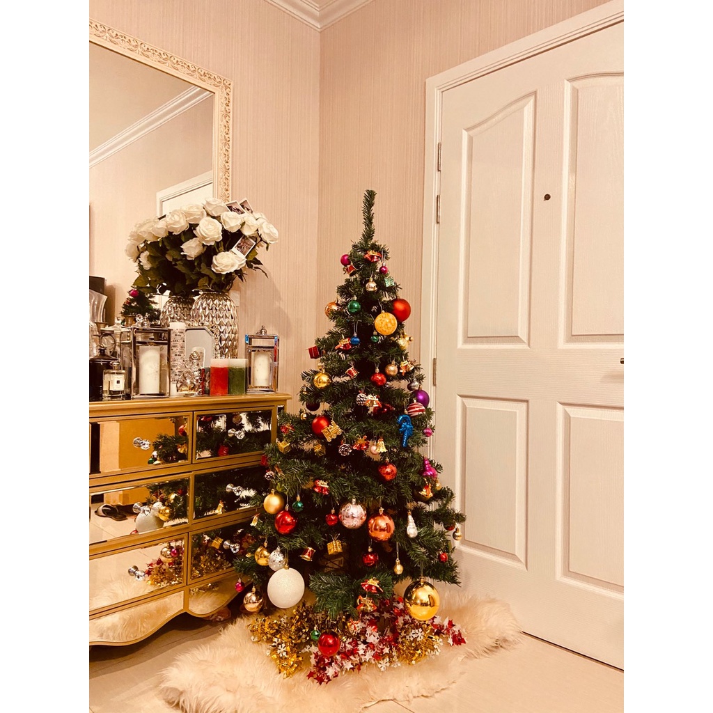 ภาพสินค้าต้นคริสต์มาส เกรด A พุ่มหนา ขาเหล็ก 1.2 / 1.5 ม. ((Christmas tree)) จากร้าน th_154766654 บน Shopee ภาพที่ 7