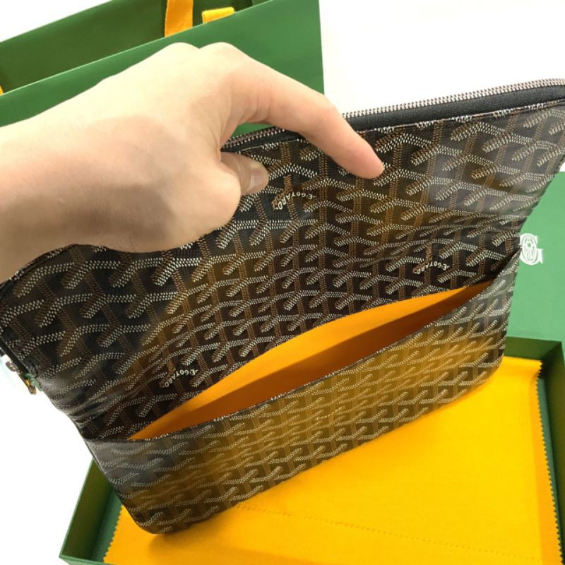 new-goyard-foldable-clutch