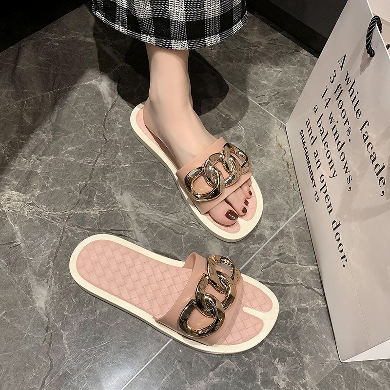 ภาพหน้าปกสินค้ารองเท้าแตะแบบโซ่คาดด้านหน้า พื้นนิ่มทรงคุณหนู TP213 จากร้าน korea_style01 บน Shopee