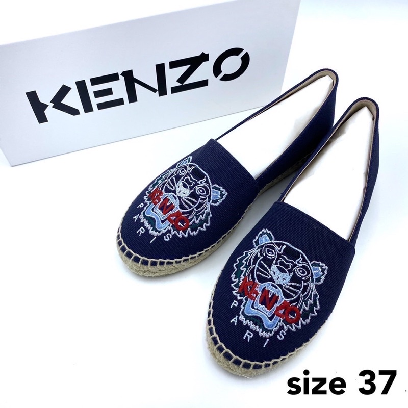 ภาพหน้าปกสินค้าKenzo espadrilles 37 38 39 40 เคนโซ รองเท้า เอสพาดริล เสือ ขาว ดำ กรม ชมพู โลโก้ ของขวัญ รองเท้าแบรนด์เนม เสือ จากร้าน pinpshop บน Shopee