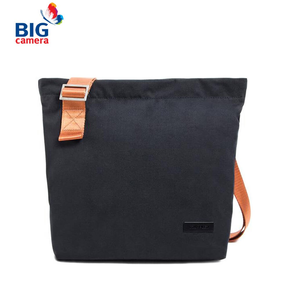 crumpler-กระเป๋ากล้อง-รุ่น-female-flasher-camera-shoulder-black-ประกันศูนย์