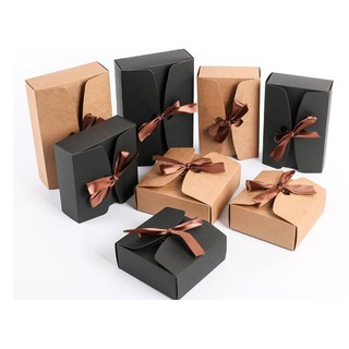 ภาพหน้าปกสินค้า(รหัส PQ04-06) กล่องของขวัญ ผูกโบว์ กล่องจัดเบรค กล่องใส่ขนม ซึ่งคุณอาจชอบสินค้านี้