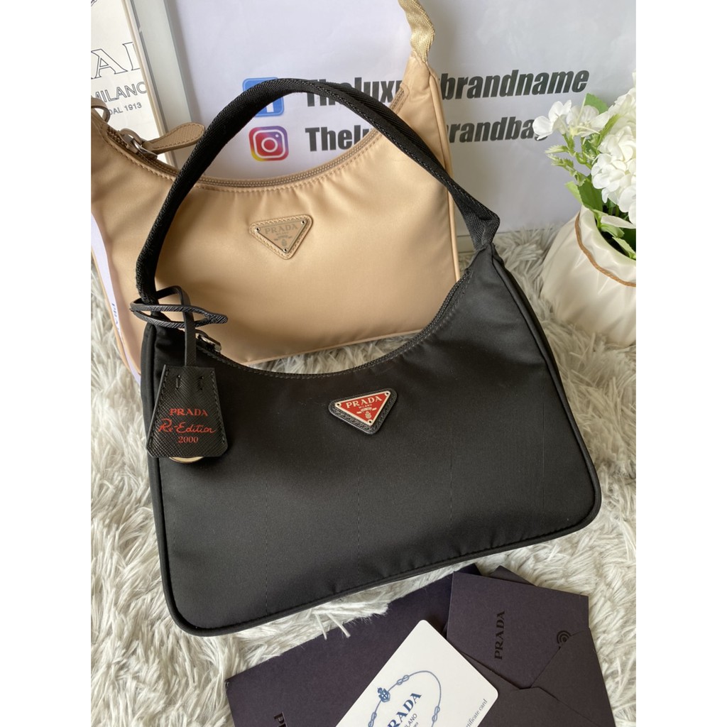 prada-nylon-hobo-re-edition-2000-สีดำ-nero-ปี-20