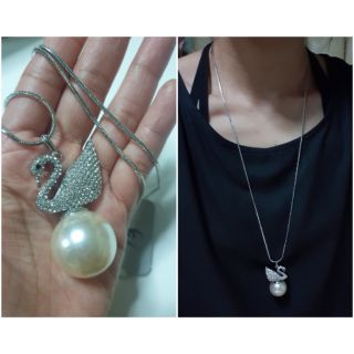 สร้อยคอยาวพร้อมจี้หงส์🦢swarovsประดับมุก(5F)