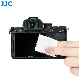 ภาพขนาดย่อของภาพหน้าปกสินค้าJJC ป้องกันรอยขีดข่วนกระจกนิรภัยกล้องป้องกันหน้าจอสำหรับ FUJIFILM X100V XT4 กล้อง Mirrorless 0.01 "บางเฉียบ 2.5D รอบขอบ จากร้าน ldshop.th บน Shopee